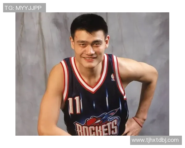 姚明退役时的复杂表情揭示了他对篮球生涯的深刻感悟与不舍情怀