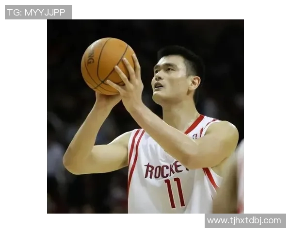 姚明首次罚球精彩瞬间回顾与篮球生涯的重要里程碑分析 姚明首次罚球精彩瞬间回顾与篮球生涯的重要里程碑分析